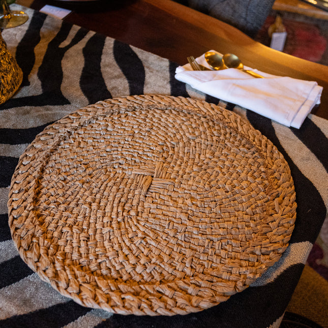 Set of 4 Beige Woven Place Mats