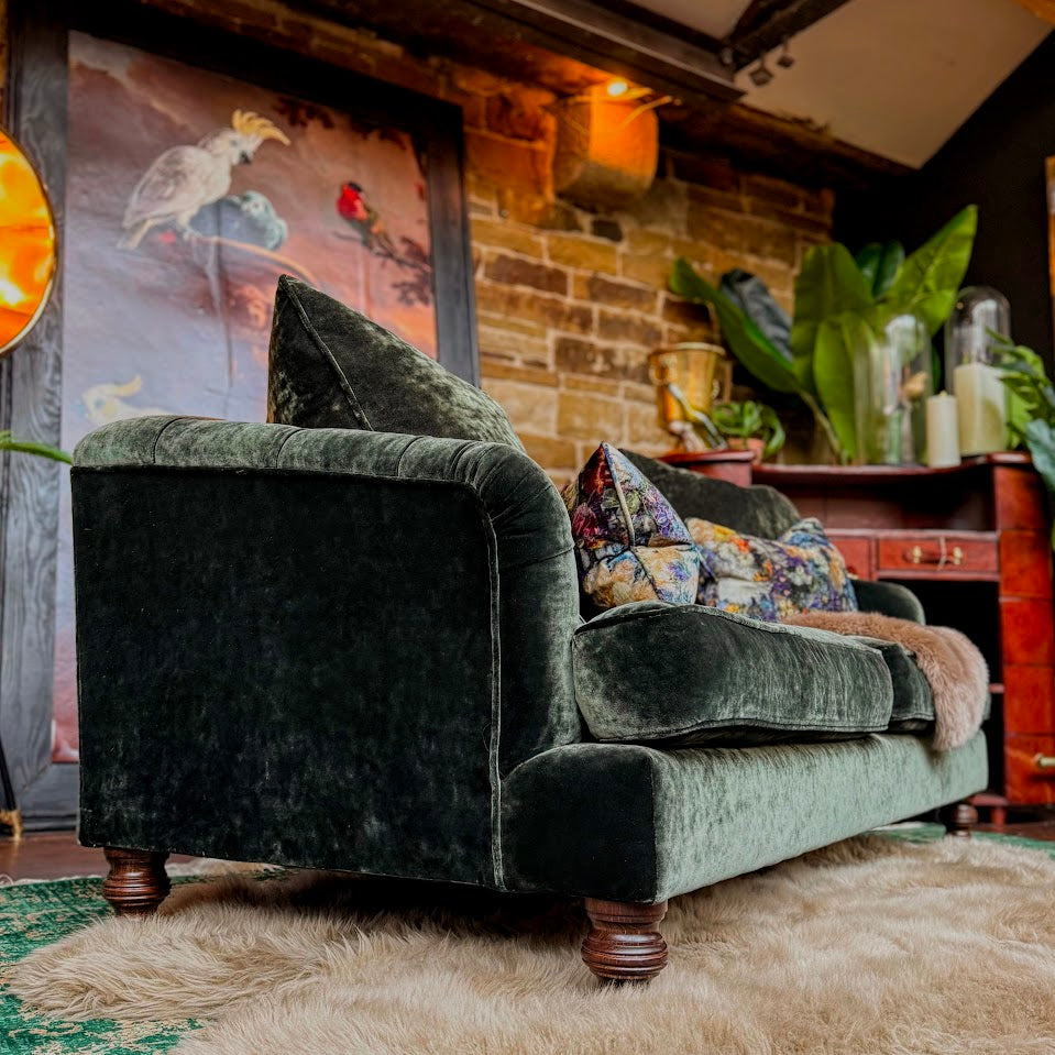 Dalmore by Tetrad in Orchid Velvet – Vintage Sofa