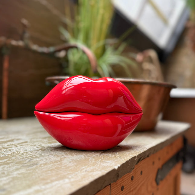 Standing Red Lips Figure