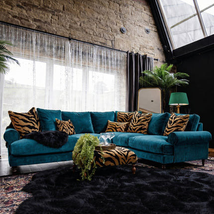 Dopamine in Opulence Velvet