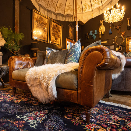 Theodore in Saddle Tan & Derwent Olive Velvet