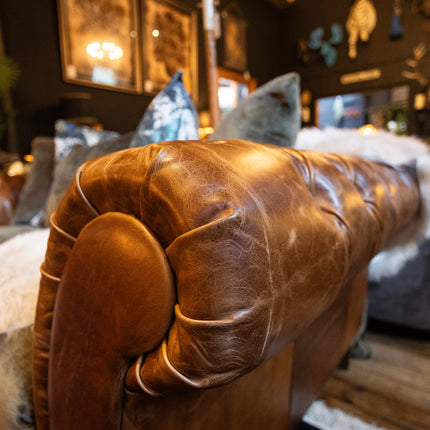 Theodore in Saddle Tan & Derwent Olive Velvet