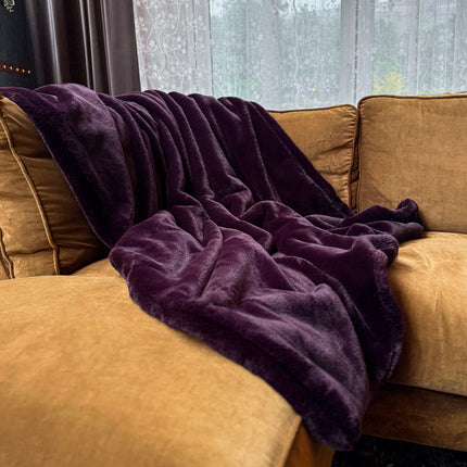 Throw Double Sided Faux Fur in Plum