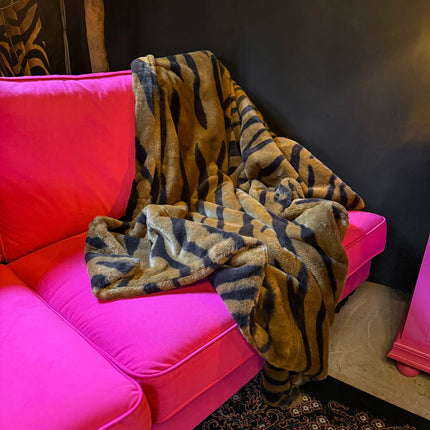 Throw Double Sided Faux Fur in Zebra
