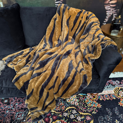 Throw Double Sided Faux Fur in Zebra