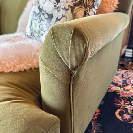 Truffle in Royal Velvet