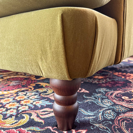 Truffle in Royal Velvet