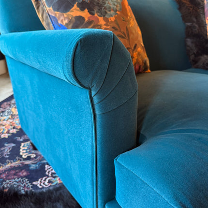 Truffle in Royal Velvet