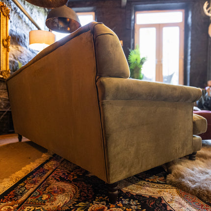 Truffle in Plush Velvet