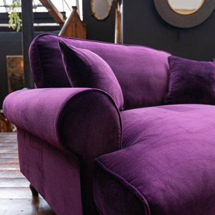 Dopamine in Opulence Velvet