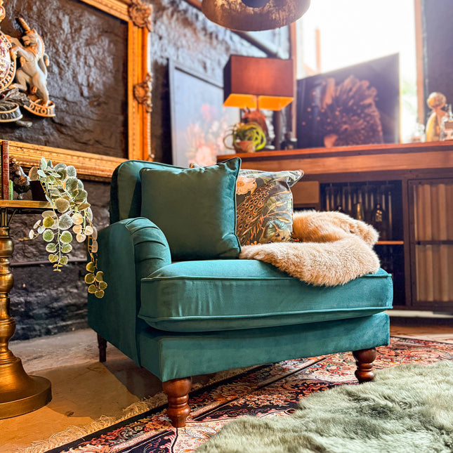 Albert Armchair in Plush Velvet