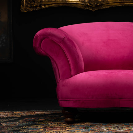 Oliver Club Chair Plush Velvet