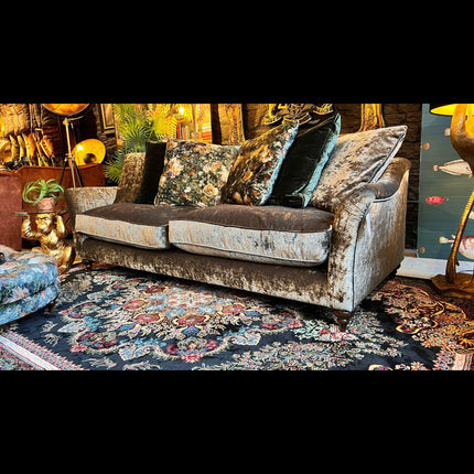 Lamour Spink & Edgar Grand 4 Seater Sofa