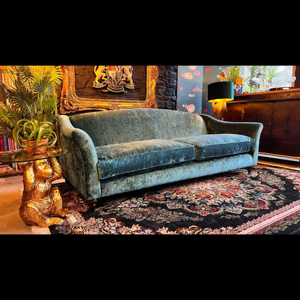 Lamour Spink & Edgar Grand 4 Seater Sofa