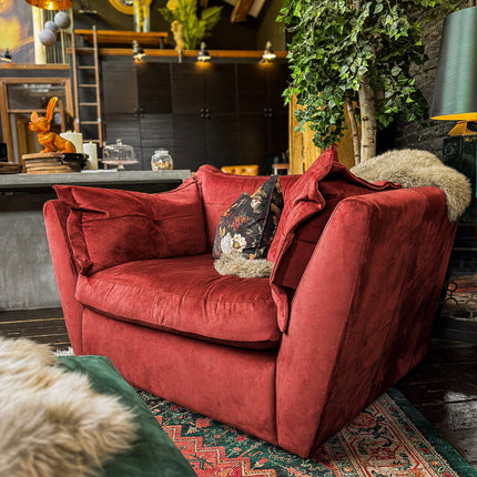 Marnie in Duke Velvet