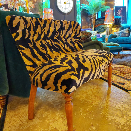 Selfridges Buttoned Dining Bench in Zebra Cream