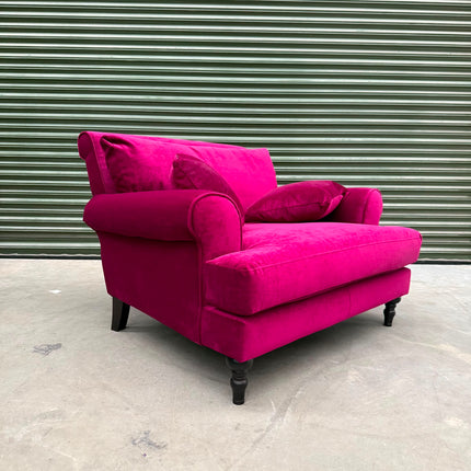 Hartington Loveseat Snuggler Sofa in Richmond Glamour - Ex Display