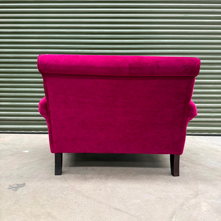 Hartington Loveseat Snuggler Sofa in Richmond Glamour - Ex Display