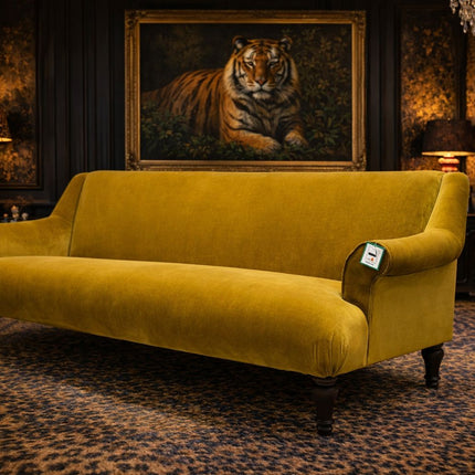 Maverick in Opulence Velvet