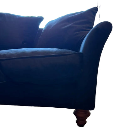 Bugsby in Plush Velvet