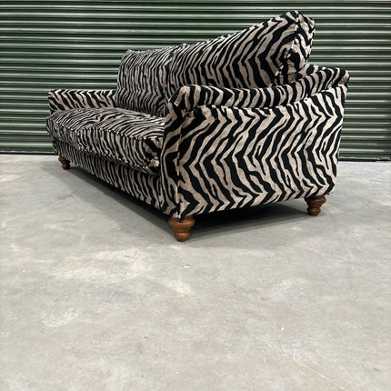 Bugsby 4 Seater Sofa Fitted Back in Zebra Cream - Factory Seconds (V&V)