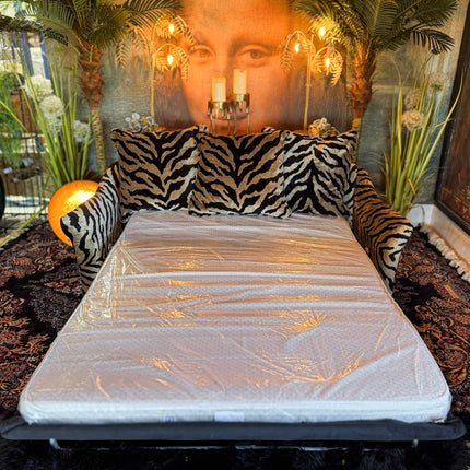 Bugsby in Animal Print