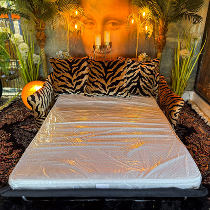 Bugsby in Animal Print