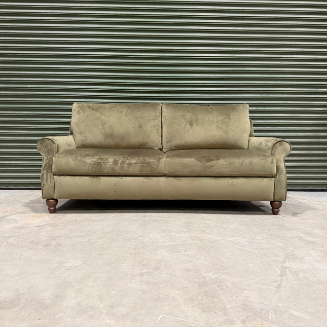 be26811ec2b84679a95de1362c1fc1e2