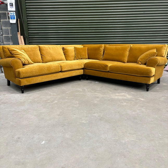 Hartington 2 Corner 2 Sofa in Richmond Gold Medallion - Ex Display