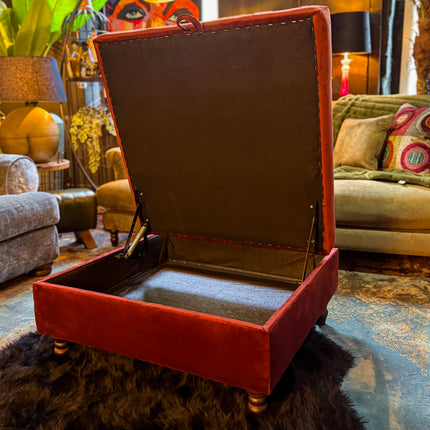 Truffle in Plush Velvet