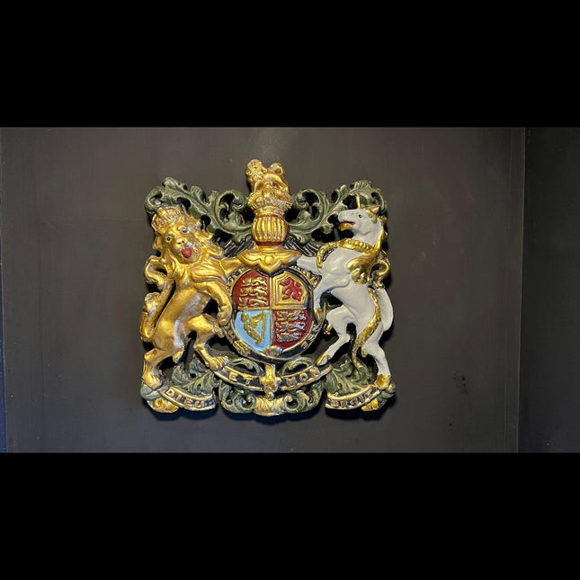 Decor Coat of Arms Medium